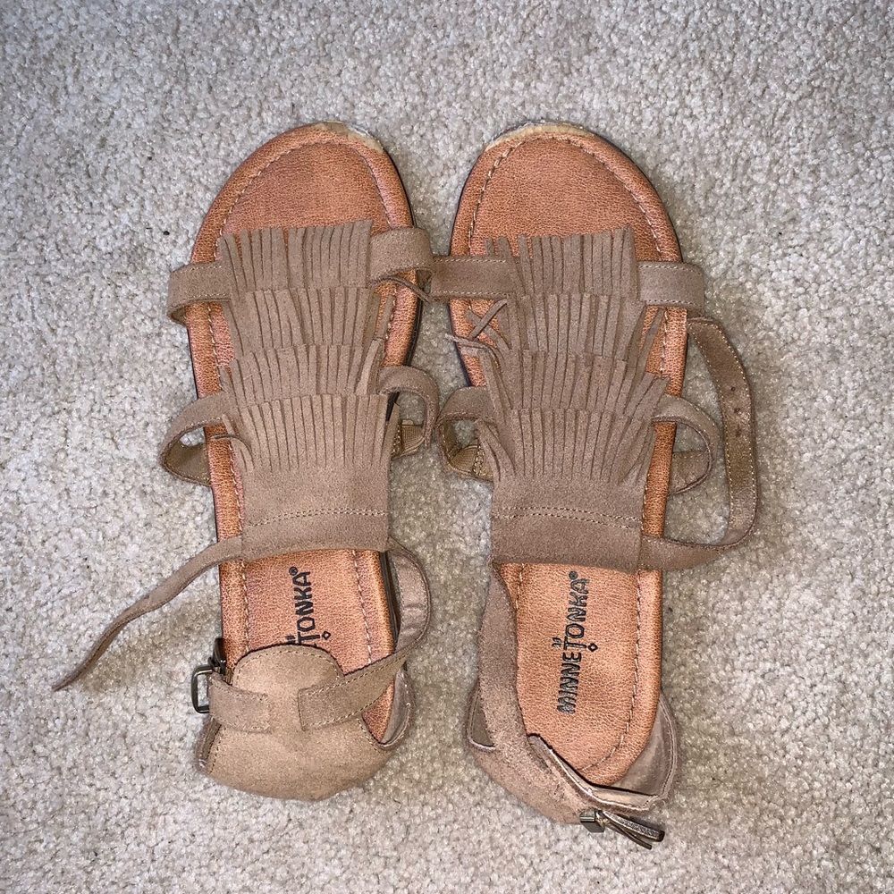 Well-Loved Minnetonka Hippie Sandals